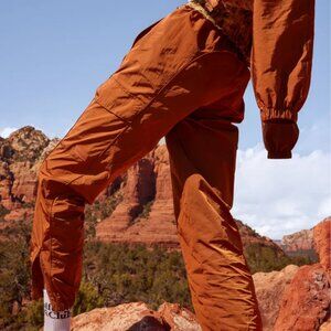 NEW HALF DAYS Watson Cargo Pants Caramelt for women 252